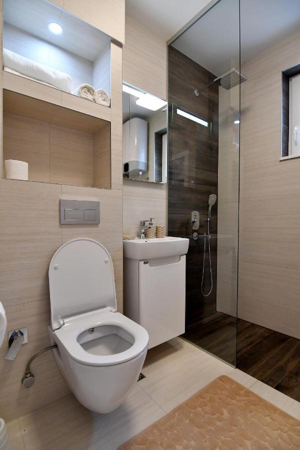 Garden Of Dreams & Free Private Parking Apartment Sarajevo Exterior photo